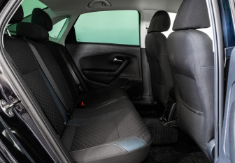 Подержанный автомобиль Volkswagen Polo Sedan 2019 года (18 фото)