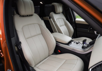 Подержанный автомобиль Land Rover Range Rover Sport 2018 года (30 фото)