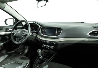 Подержанный автомобиль LADA (ВАЗ) Vesta Sedan 2023 года (9 фото)