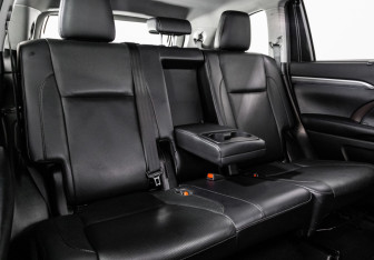Подержанный автомобиль Toyota Highlander 2019 года (25 фото)