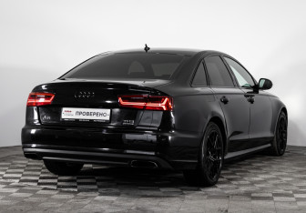 Подержанный автомобиль Audi A6 Sedan 2016 года (6 фото)