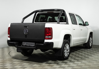 Подержанный автомобиль Volkswagen Amarok 2016 года (5 фото)