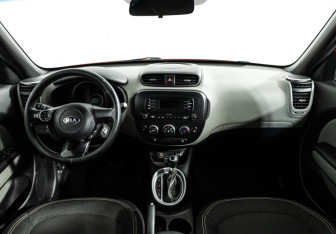 Подержанный автомобиль Kia Soul 2014 года (13 фото)