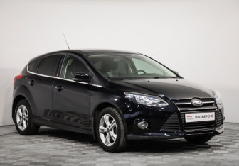 Подержанный автомобиль Ford Focus Hatchback 2013 года (3 фото)