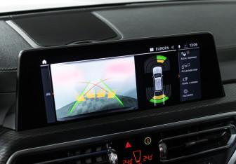 Подержанный автомобиль BMW X3 2021 года (16 фото)