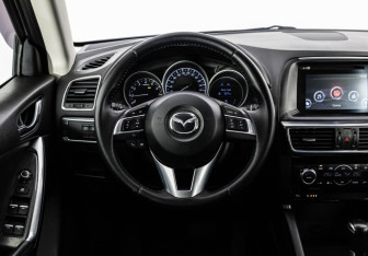 Подержанный автомобиль Mazda CX-5 2015 года (11 фото)