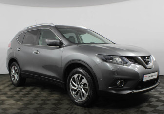 Подержанный автомобиль Nissan X-Trail 2015 года (2 фото)