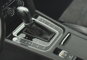 Подержанный автомобиль Volkswagen Passat Sedan 2017 года (17 фото)