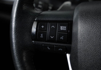 Подержанный автомобиль Toyota Fortuner 2017 года (13 фото)