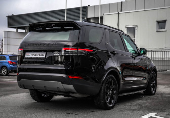 Подержанный автомобиль Land Rover Discovery 2018 года (6 фото)