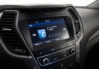 Подержанный автомобиль Hyundai Santa Fe 2015 года (18 фото)