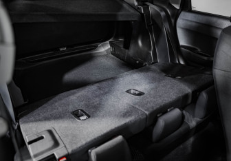 Подержанный автомобиль Suzuki Vitara 2018 года (25 фото)