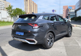 Подержанный автомобиль Kia Sportage 2024 года (4 фото)