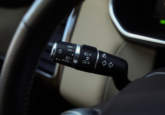 Подержанный автомобиль Land Rover Range Rover Sport 2020 года (28 фото)