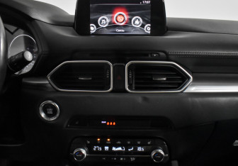 Подержанный автомобиль Mazda CX-5 2019 года (17 фото)