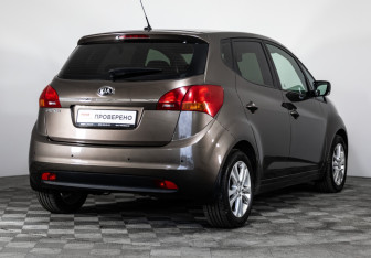 Подержанный автомобиль Kia Venga 2016 года (5 фото)