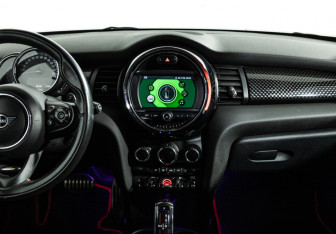 Подержанный автомобиль MINI Hatch 2020 года (14 фото)