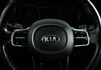 Подержанный автомобиль Kia Sorento 2021 года (25 фото)