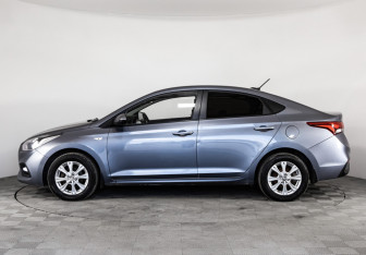 Подержанный автомобиль Hyundai Solaris Sedan 2017 года (8 фото)