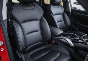 Подержанный автомобиль Geely Atlas Pro 2022 года (25 фото)