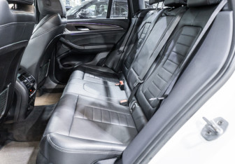 Подержанный автомобиль BMW X3 2019 года (12 фото)