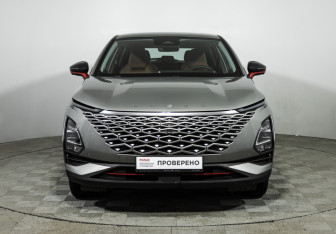 Подержанный автомобиль Omoda C5 2023 года (2 фото)