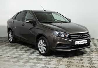 Подержанный автомобиль LADA (ВАЗ) Vesta Sedan 2022 года (3 фото)