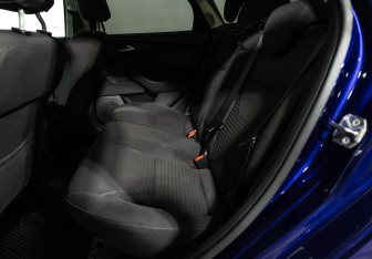 Подержанный автомобиль Ford Focus Sedan 2016 года (11 фото)