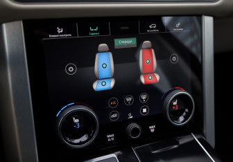 Подержанный автомобиль Land Rover Range Rover 2018 года (20 фото)