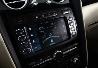 Подержанный автомобиль Bentley Continental GT Coupe 2008 года (22 фото)