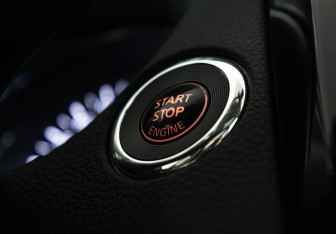 Подержанный автомобиль Nissan X-Trail 2018 года (15 фото)