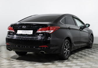 Подержанный автомобиль Hyundai i40 Sedan 2015 года (5 фото)