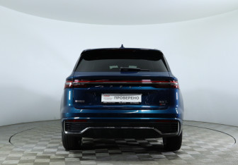 Подержанный автомобиль Geely Monjaro 2023 года (6 фото)