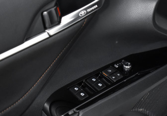 Подержанный автомобиль Toyota Camry Sedan 2018 года (10 фото)