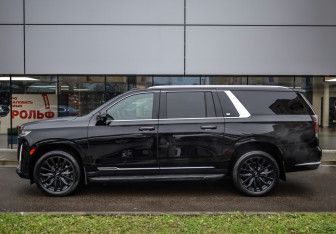 Подержанный автомобиль Cadillac Escalade Suv 2021 года (8 фото)