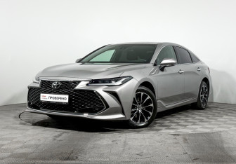 Подержанный автомобиль Toyota Avalon 2023 года (1 фото)
