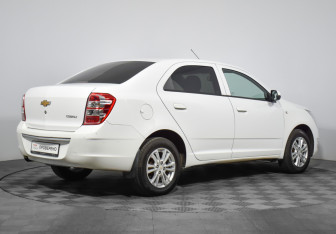 Подержанный автомобиль Chevrolet Cobalt Sedan 2021 года (5 фото)