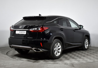 Подержанный автомобиль Lexus RX 2017 года (5 фото)