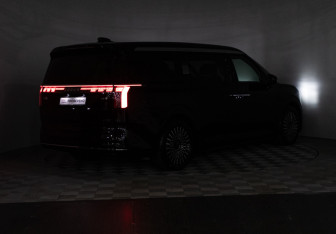 Подержанный автомобиль Zeekr 009 2023 года (34 фото)