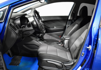 Подержанный автомобиль Kia Cerato Sedan 2014 года (10 фото)