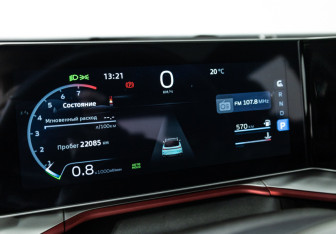 Подержанный автомобиль Geely Coolray 2024 года (12 фото)