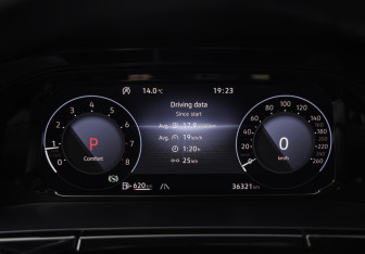 Подержанный автомобиль Volkswagen Teramont 2022 года (17 фото)