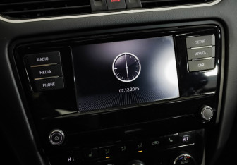 Подержанный автомобиль Skoda Octavia Liftback 2020 года (14 фото)