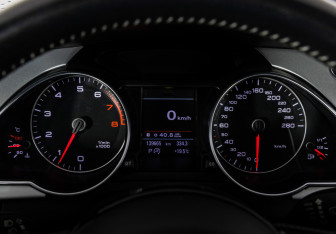 Подержанный автомобиль Audi A5 Liftback 2016 года (24 фото)