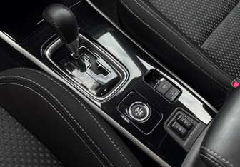 Подержанный автомобиль Mitsubishi Outlander 2021 года (13 фото)
