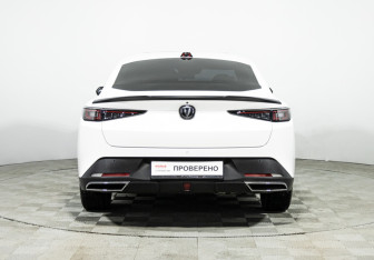 Подержанный автомобиль Changan Lamore 2023 года (6 фото)