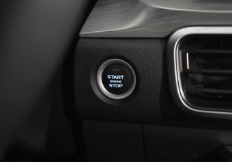 Подержанный автомобиль Geely Coolray 2023 года (22 фото)
