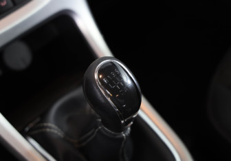 Подержанный автомобиль Opel Astra Hatchback 2011 года (9 фото)