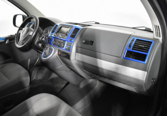 Подержанный автомобиль Volkswagen Caravelle 2011 года (13 фото)