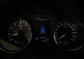 Подержанный автомобиль Nissan Qashqai 2016 года (11 фото)